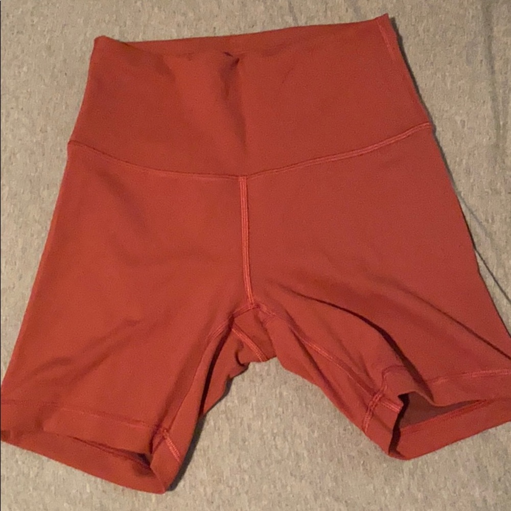Lululemon Wunder Train Shorts